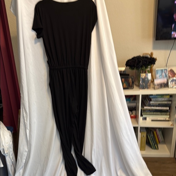 PRETTYGARDEN deep  V neck, short sleeve wrap jumpsuit - Picture 13 of 13